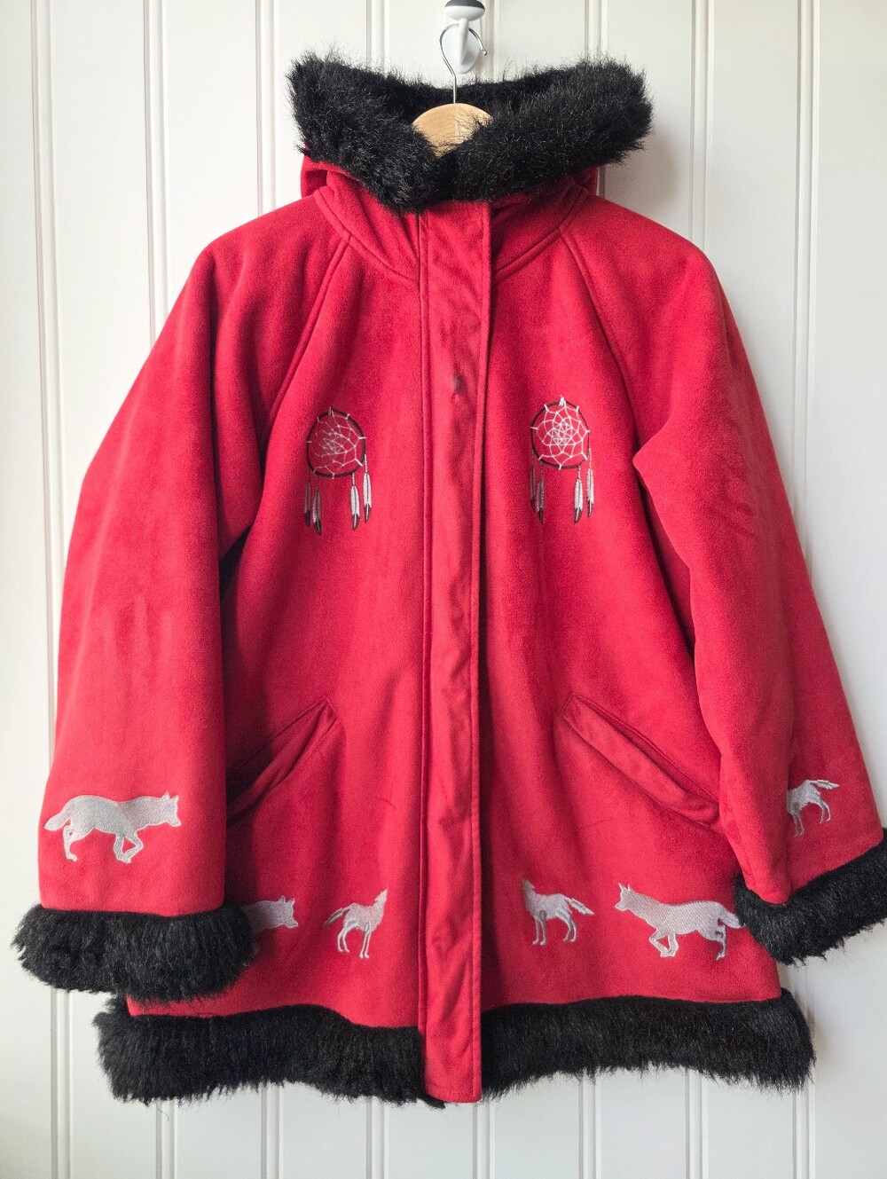 Vintage Northern Lifestyles Faux Fur Indigenous Wolf Tribal Winter Red Parka